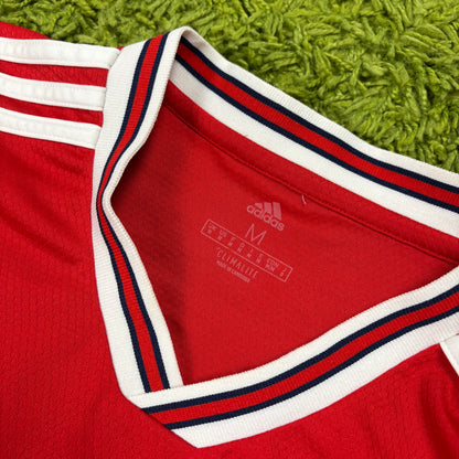 Adidas FC Arsenal Bellerin Trikot rot Größe M 2019 2020